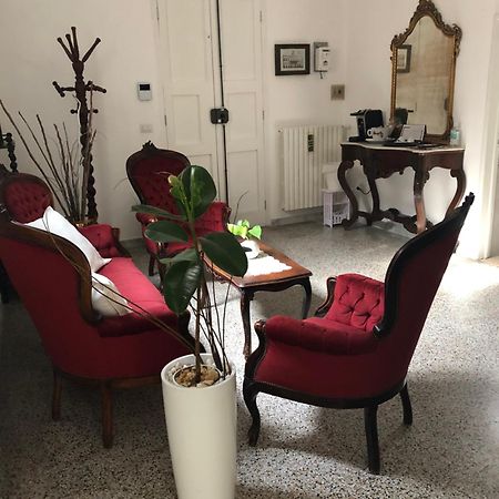 Mayu'S House , Dimora Nel Centro Storico Di เลชเช ภายนอก รูปภาพ